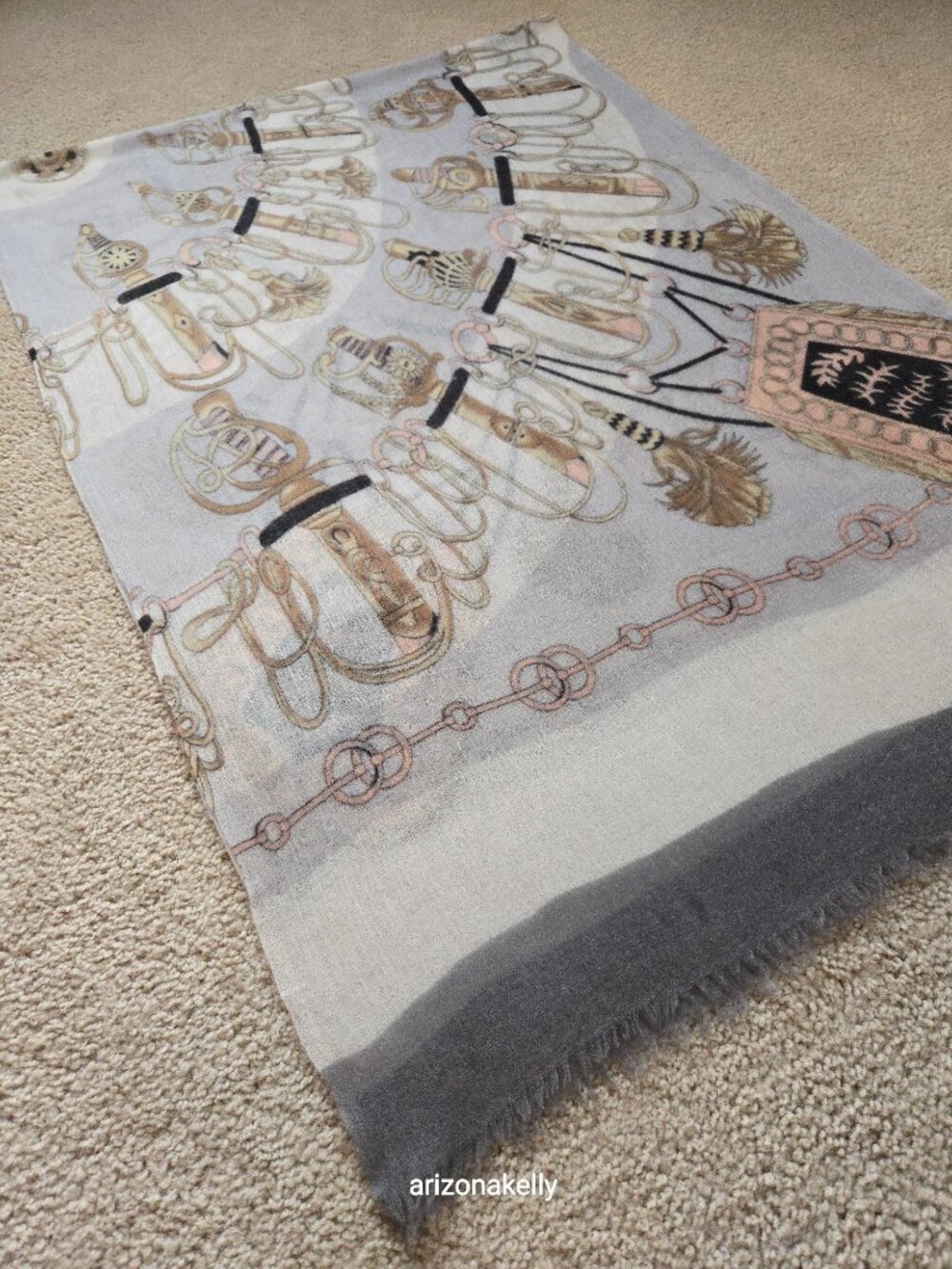 NWOT Cashmere Cinta Equestrian Lightweight Woven Scarf - Picture 11 of 13